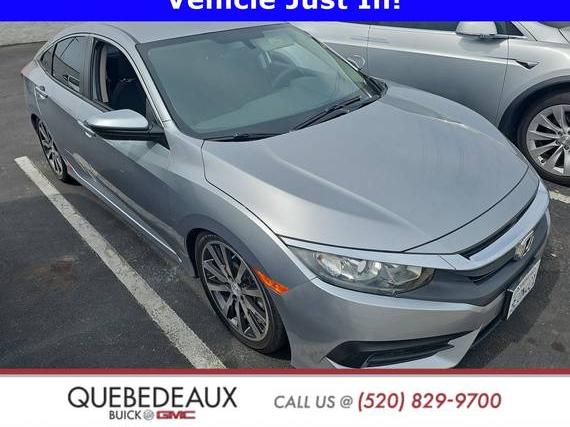 HONDA CIVIC 2018 19XFC2E56JE012681 image