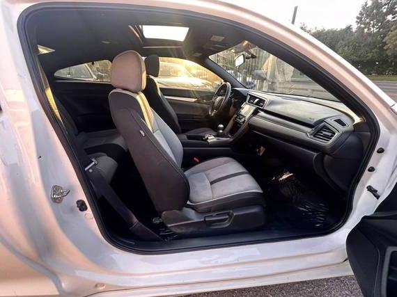HONDA CIVIC 2018 2HGFC3A56JH752846 image