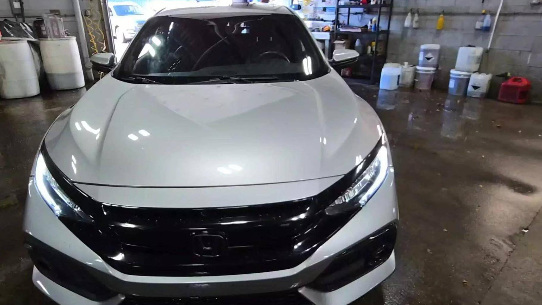 HONDA CIVIC 2018 SHHFK7H91JU425227 image