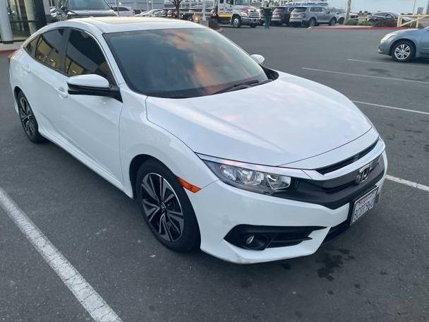 HONDA CIVIC 2018 JHMFC1F70JX001412 image