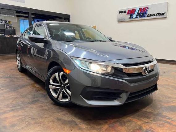 HONDA CIVIC 2018 2HGFC2F56JH585939 image HONDA CIVIC 2018 2HGFC2F56JH585939 image
