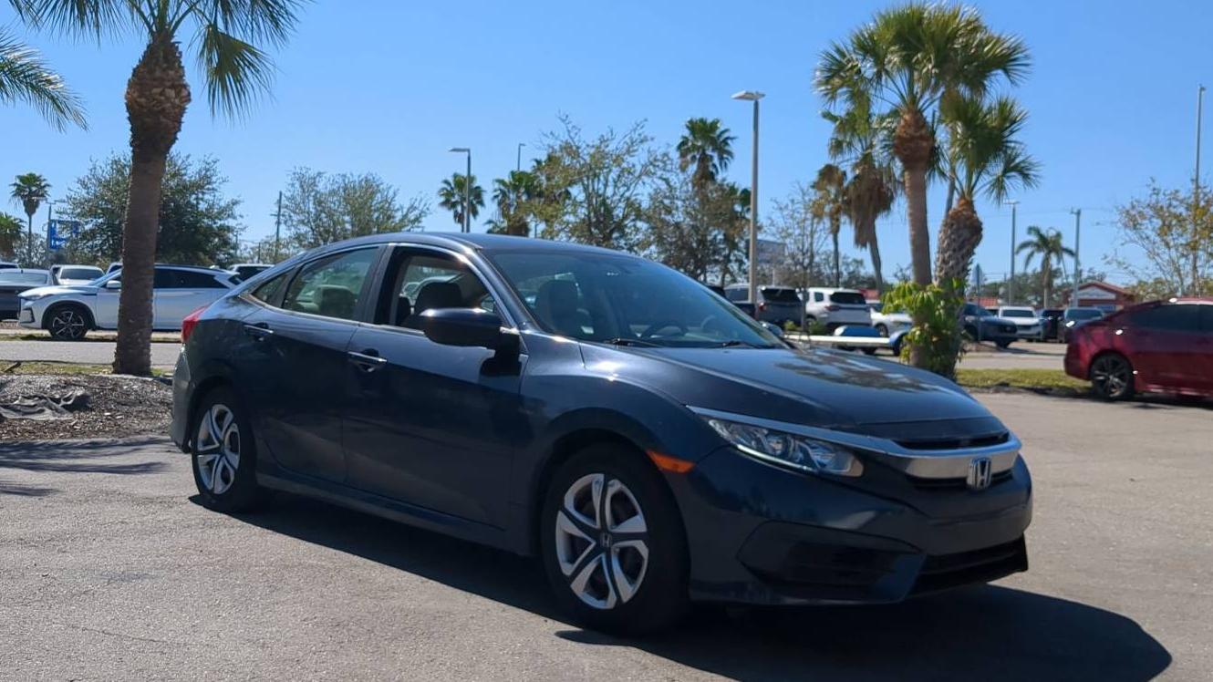 HONDA CIVIC 2018 19XFC2F51JE016555 image