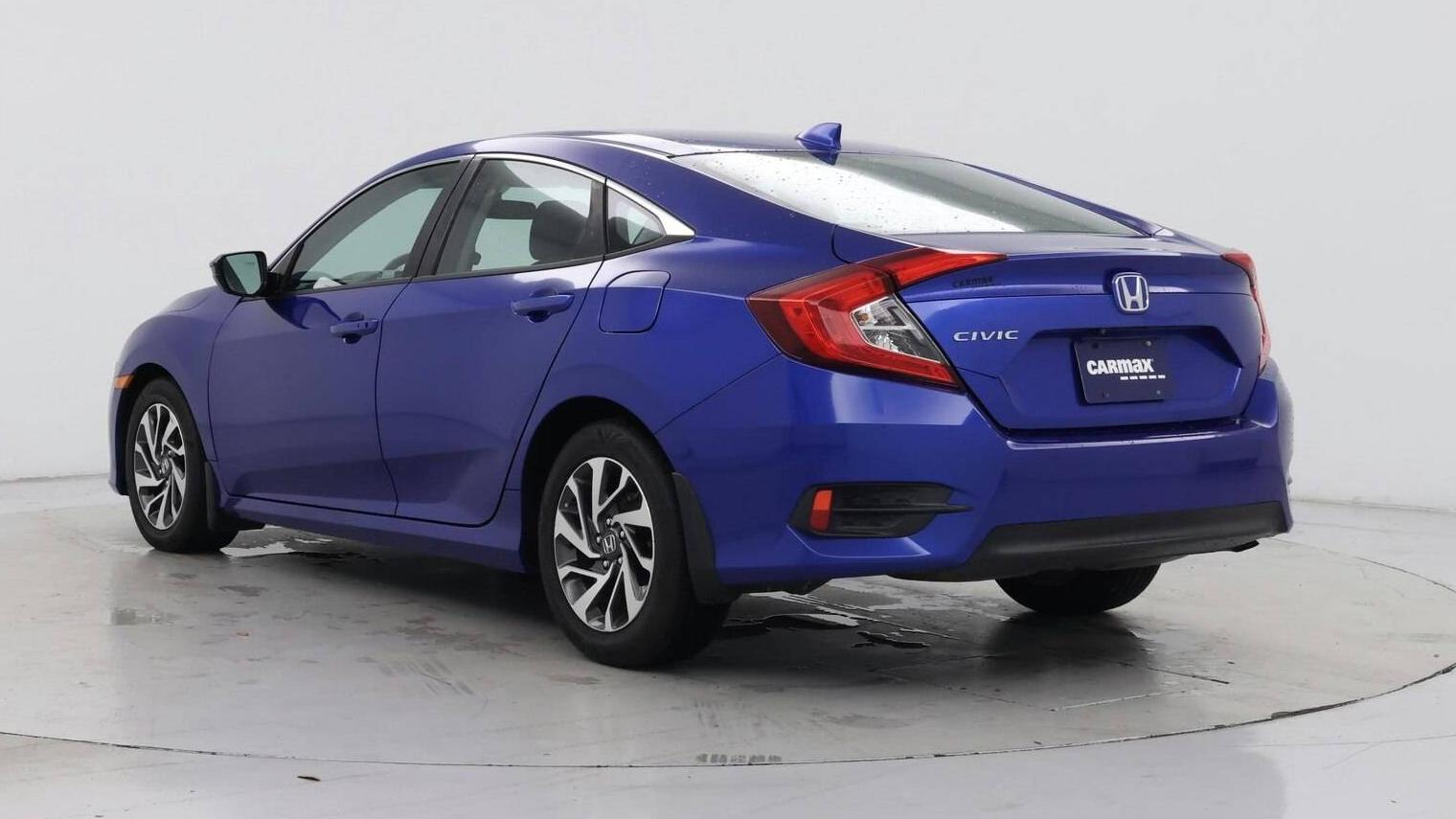 HONDA CIVIC 2018 2HGFC2F71JH577779 image