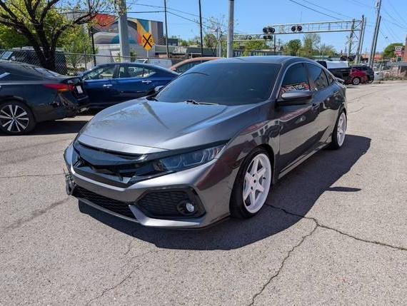 HONDA CIVIC 2018 2HGFC1E57JH702486 image