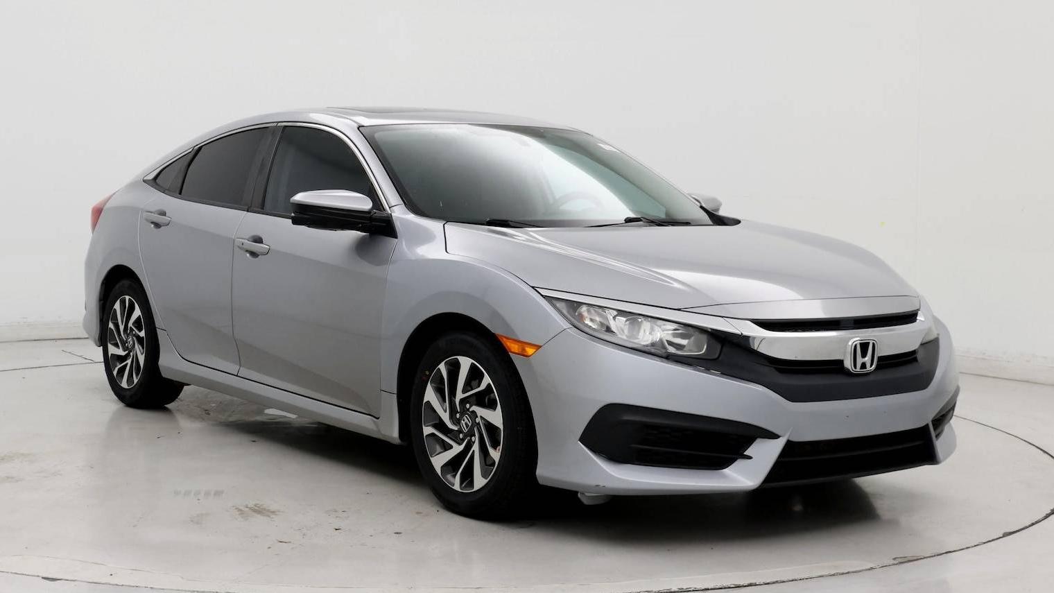 HONDA CIVIC 2018 19XFC2F77JE002595 image