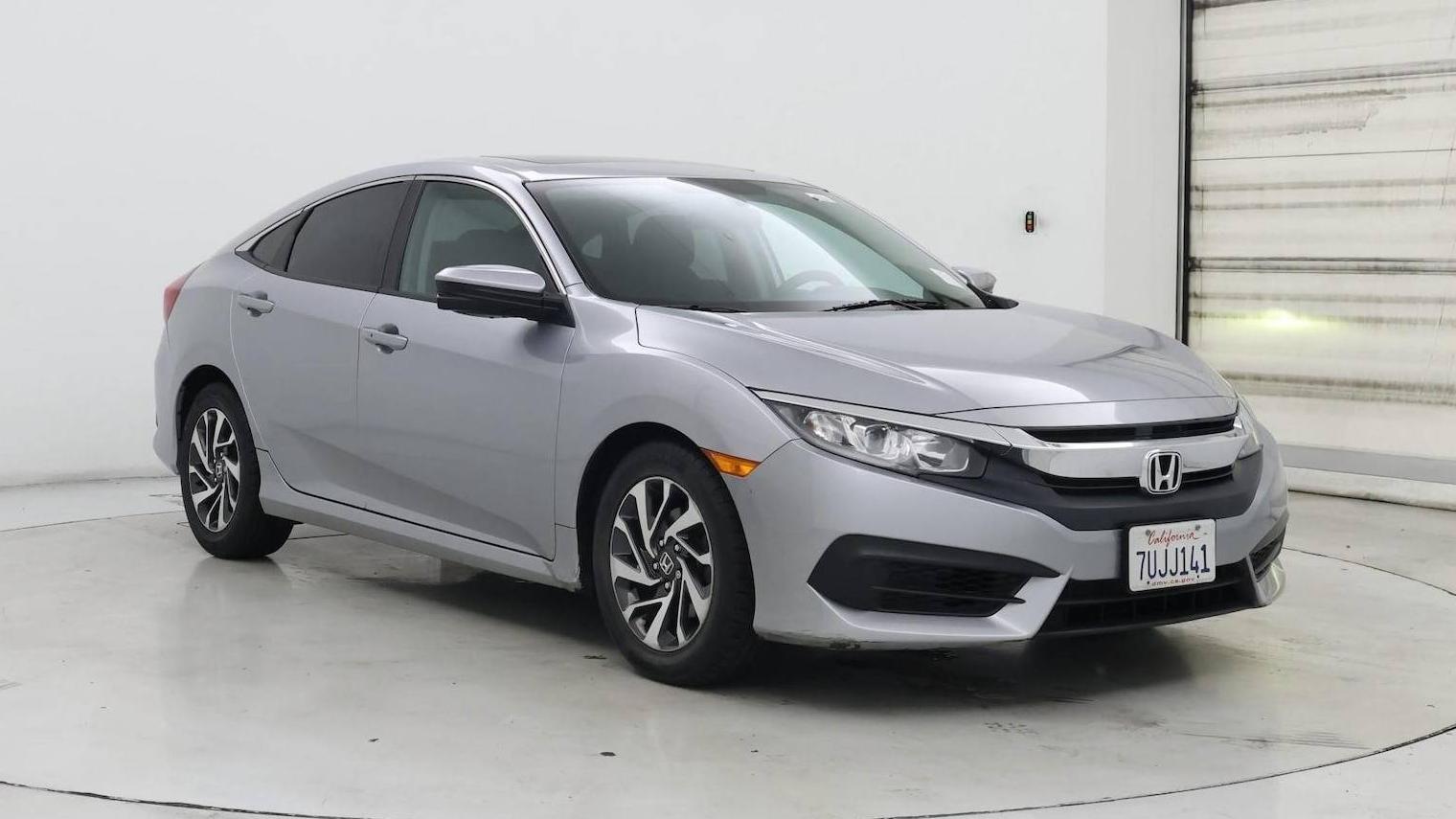 HONDA CIVIC 2017 19XFC2F7XHE212764 image