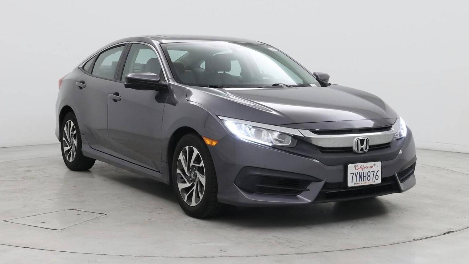 HONDA CIVIC 2017 2HGFC2F72HH504611 image