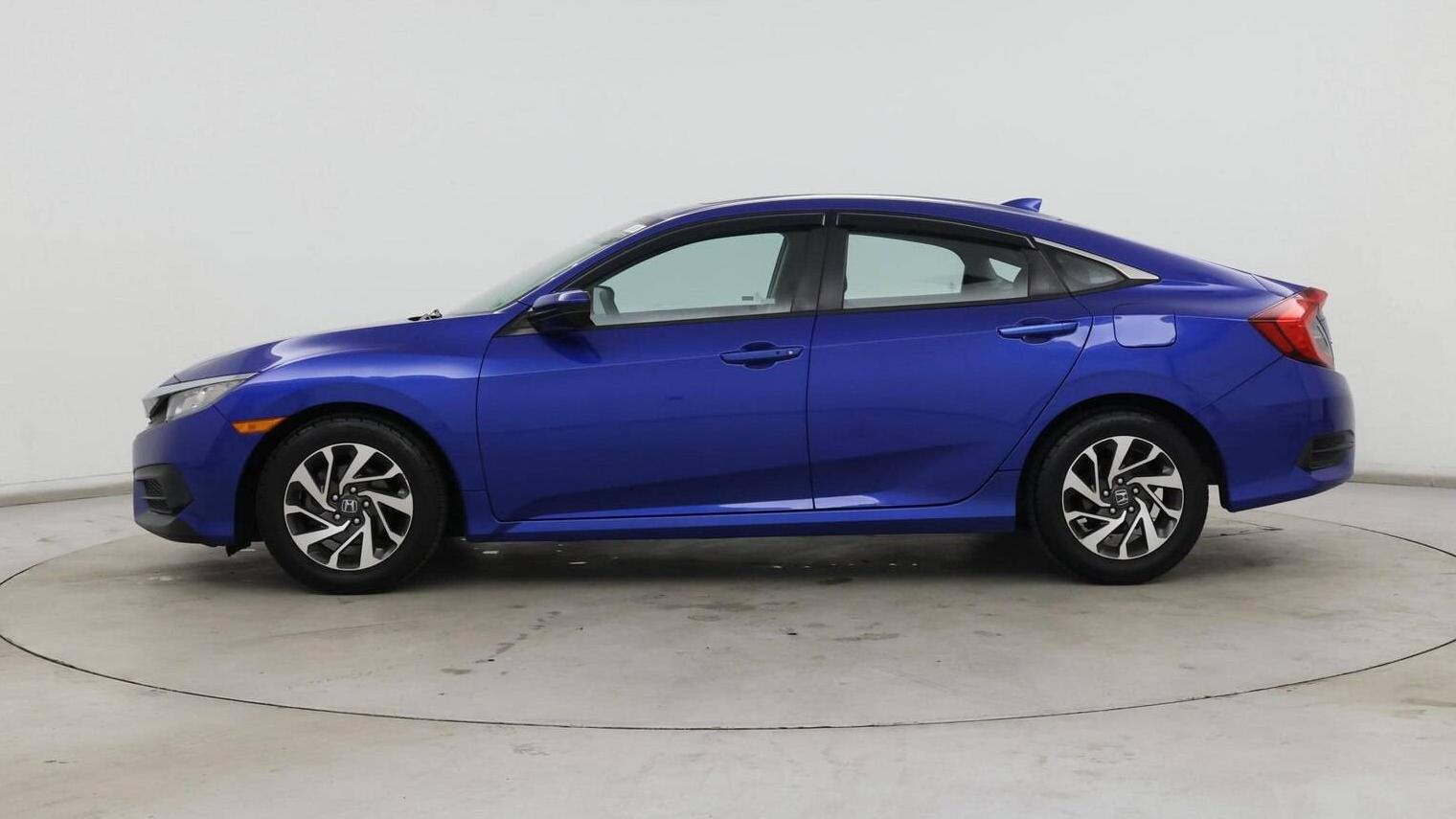 HONDA CIVIC 2017 19XFC2F72HE022537 image