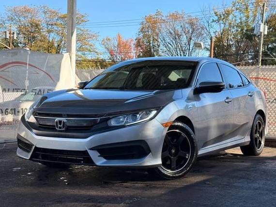 HONDA CIVIC 2017 19XFC2F52HE215172 image HONDA CIVIC 2017 19XFC2F52HE215172 image
