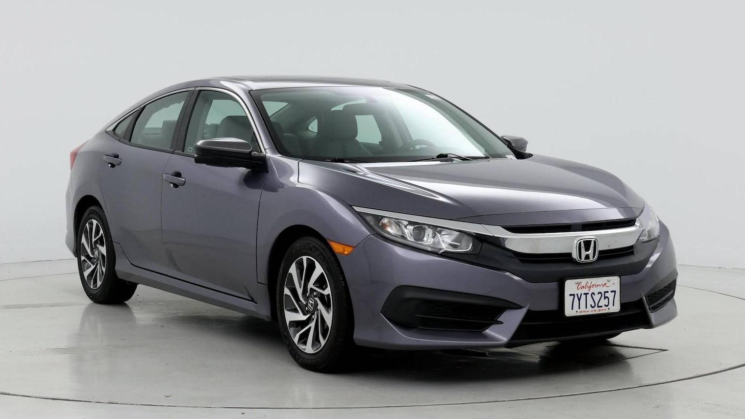 HONDA CIVIC 2017 19XFC2F77HE215072 image