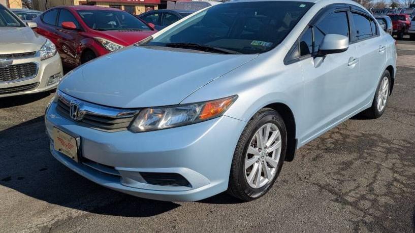 HONDA CIVIC 2012 2HGFB2F83CH517131 image