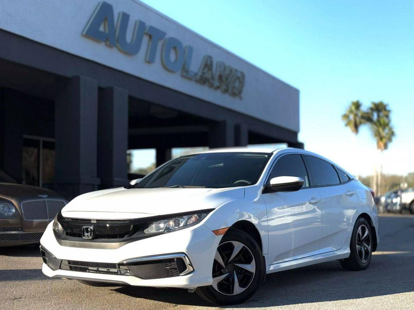 HONDA CIVIC 2020 19XFC2F63LE024135 image