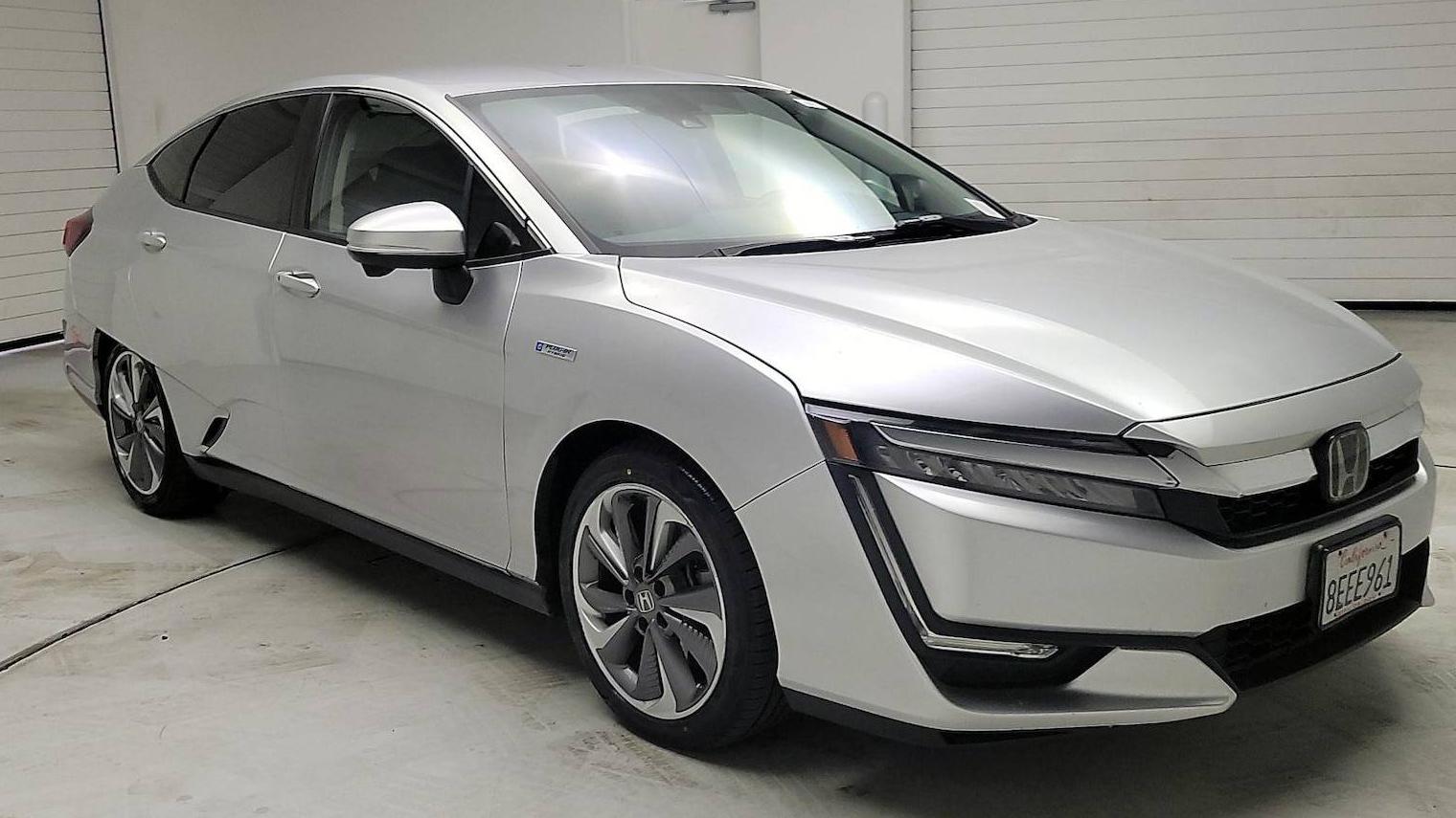 HONDA CLARITY 2018 JHMZC5F37JC005563 image