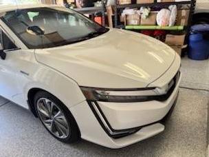 HONDA CLARITY 2018 JHMZC5F13JC008703 image