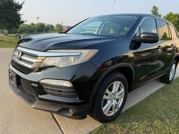 HONDA PILOT 2016 5FNYF6H14GB040322 image
