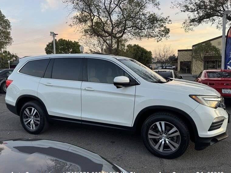 HONDA PILOT 2016 5FNYF5H57GB008302 image