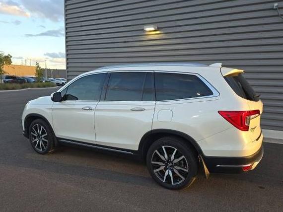HONDA PILOT 2019 5FNYF5H68KB013994 image HONDA PILOT 2019 5FNYF5H68KB013994 image