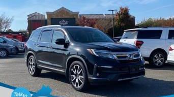 HONDA PILOT 2019 5FNYF6H93KB034011 image