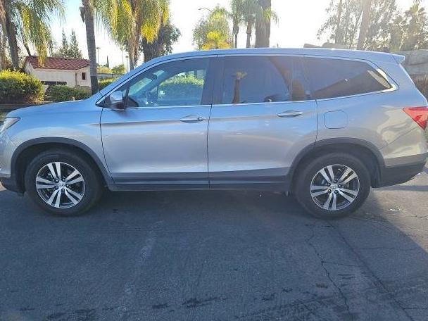 HONDA PILOT 2017 5FNYF5H33HB016137 image