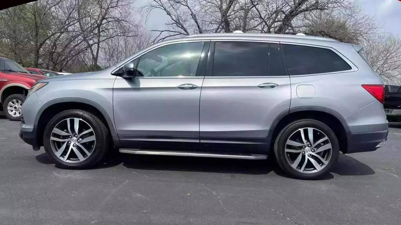 HONDA PILOT 2017 5FNYF6H02HB022443 image