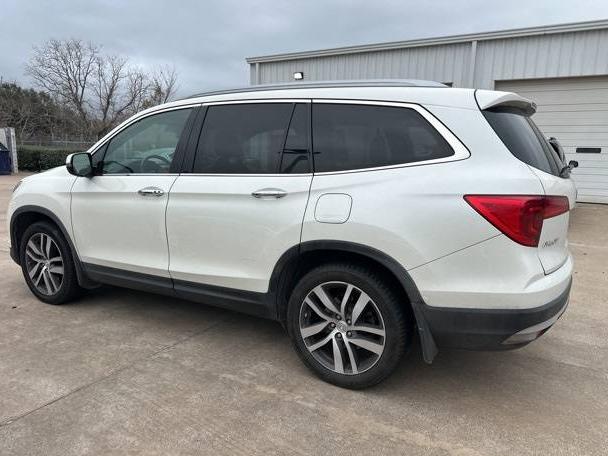 HONDA PILOT 2017 5FNYF6H05HB075959 image