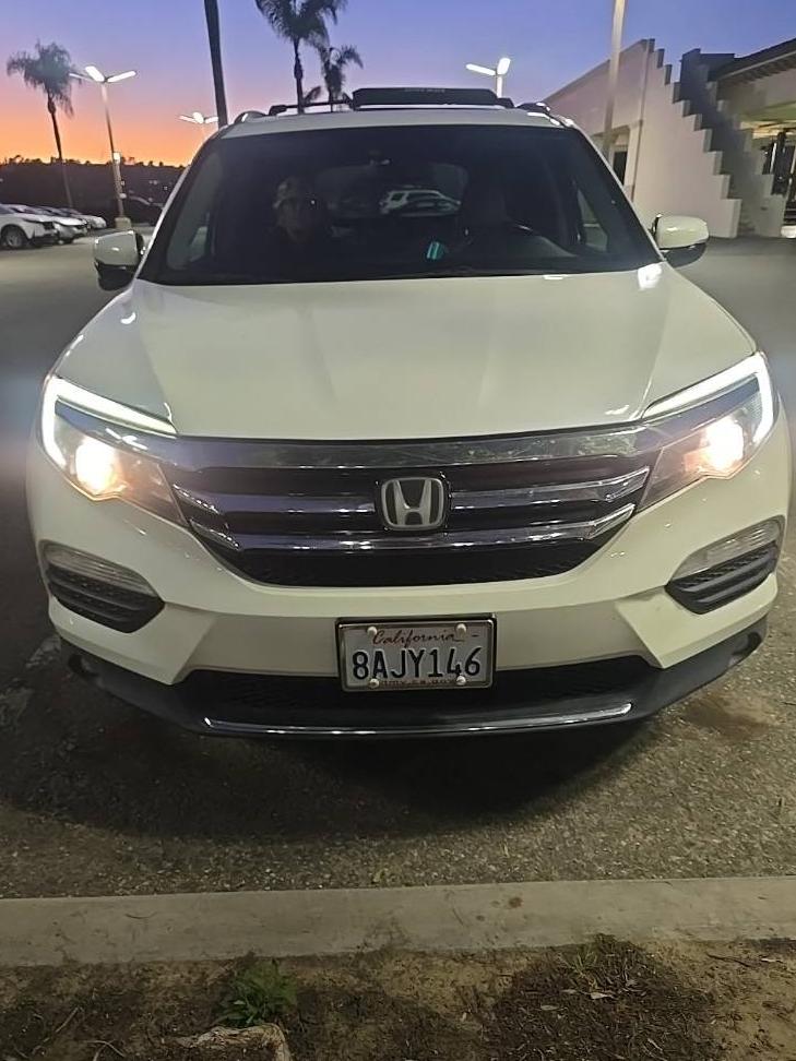 HONDA PILOT 2017 5FNYF6H91HB028944 image