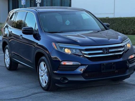 HONDA PILOT 2017 5FNYF5H15HB031298 image HONDA PILOT 2017 5FNYF5H15HB031298 image