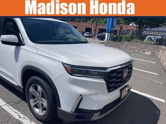 HONDA PILOT 2024 5FNYG1H52RB039577 image