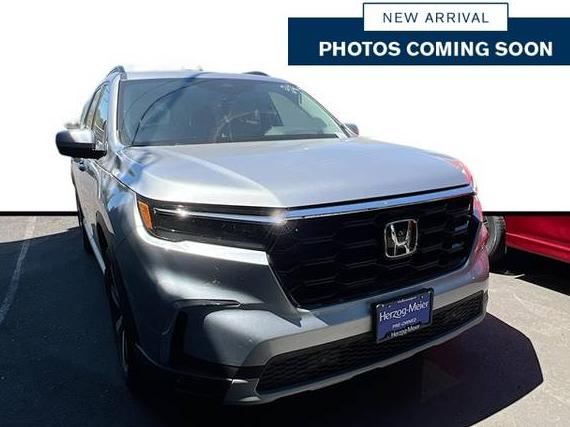 HONDA PILOT 2024 5FNYG1H7XRB001516 image