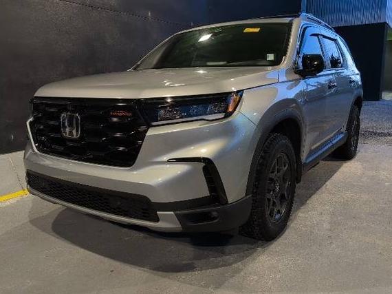 HONDA PILOT 2025 5FNYG1H69SB048775 image