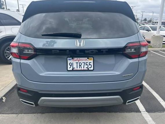 HONDA PILOT 2025 5FNYG2H78SB002868 image
