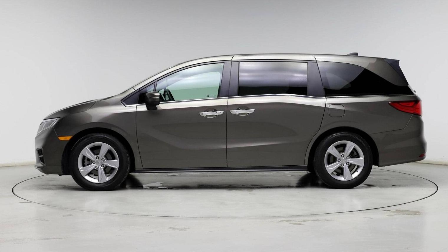 HONDA ODYSSEY 2019 5FNRL6H70KB125863 image