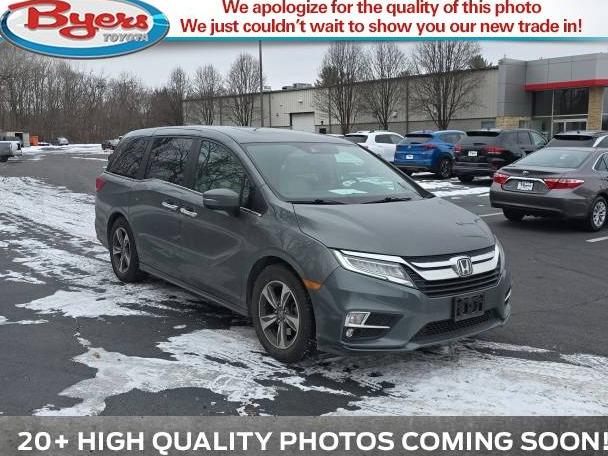 HONDA ODYSSEY 2018 5FNRL6H86JB003693 image