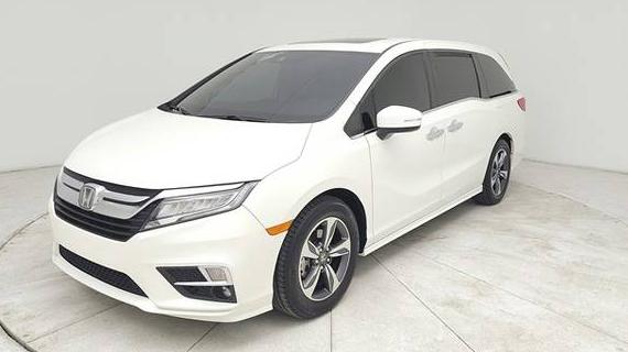 HONDA ODYSSEY 2018 5FNRL6H82JB015467 image