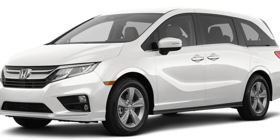 HONDA ODYSSEY 2018 5FNRL6H77JB087658 image