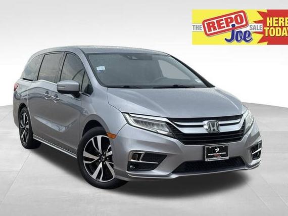 HONDA ODYSSEY 2018 5FNRL6H95JB000096 image