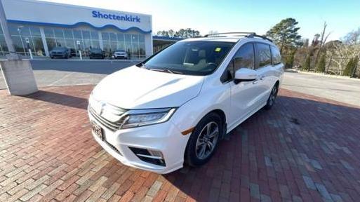 HONDA ODYSSEY 2018 5FNRL6H81JB048721 image