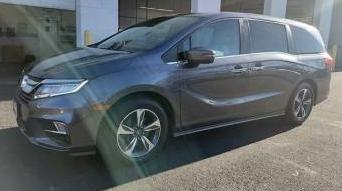 HONDA ODYSSEY 2018 5FNRL6H88JB010239 image
