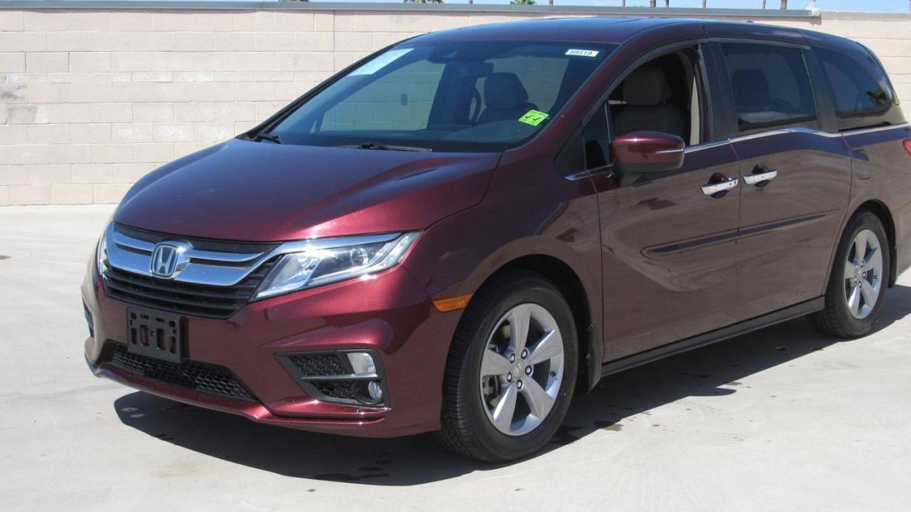 HONDA ODYSSEY 2018 5FNRL6H77JB097087 image