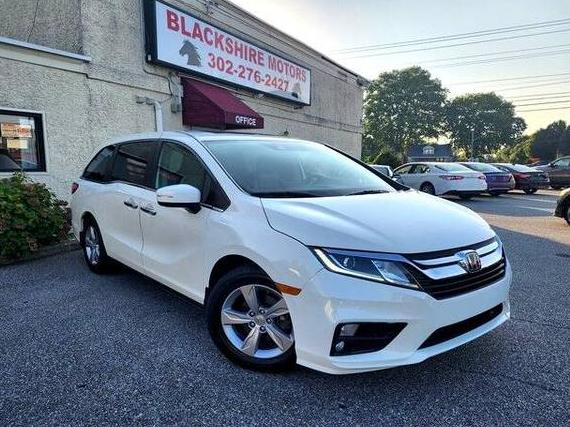 HONDA ODYSSEY 2018 5FNRL6H74JB084104 image