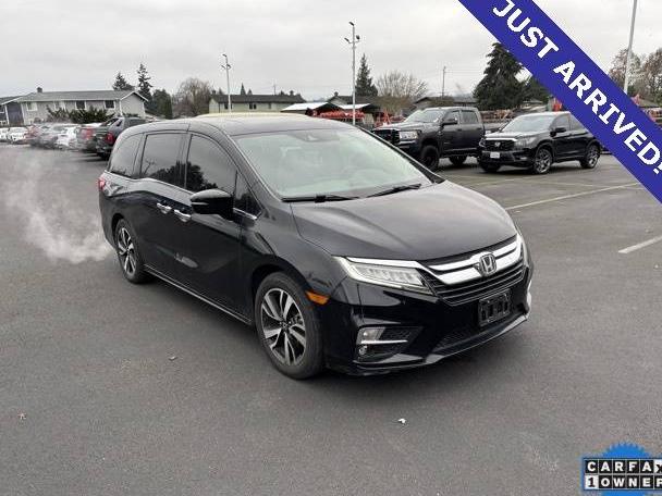 HONDA ODYSSEY 2018 5FNRL6H96JB056953 image