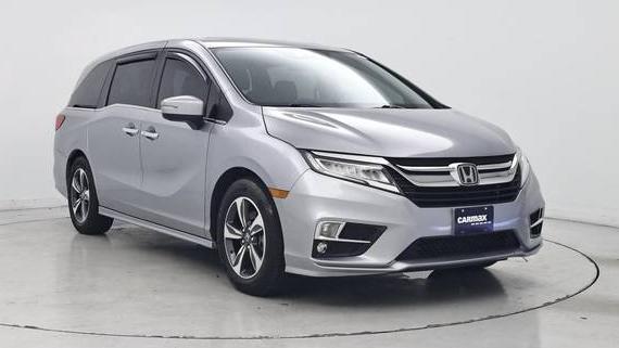 HONDA ODYSSEY 2018 5FNRL6H8XJB020108 image