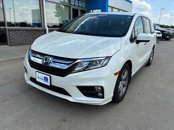 HONDA ODYSSEY 2018 5FNRL6H74JB109521 image