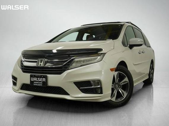 HONDA ODYSSEY 2018 5FNRL6H88JB008975 image