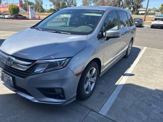 HONDA ODYSSEY 2018 5FNRL6H77JB038198 image