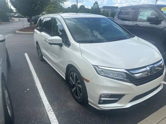 HONDA ODYSSEY 2018 5FNRL6H97JB093655 image