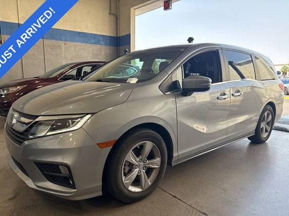 HONDA ODYSSEY 2018 5FNRL6H78JB028294 image