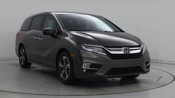 HONDA ODYSSEY 2018 5FNRL6H85JB005905 image