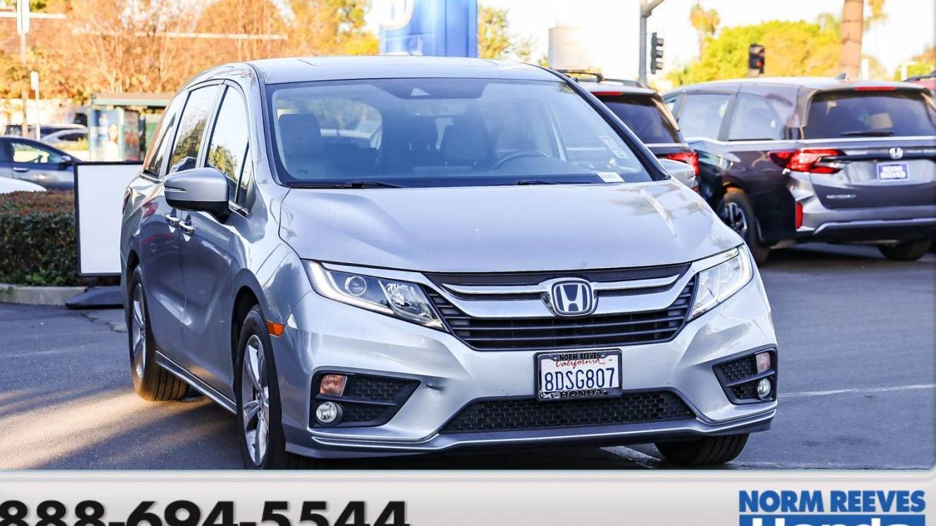 HONDA ODYSSEY 2018 5FNRL6H73JB111826 image