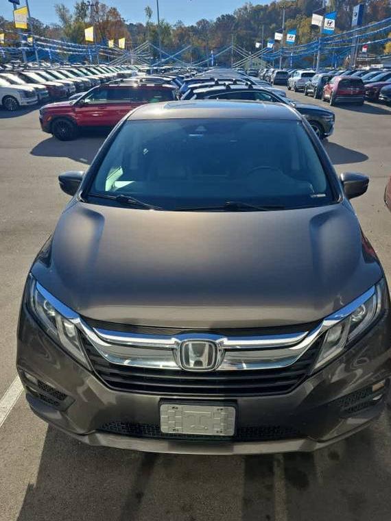 HONDA ODYSSEY 2018 5FNRL6H72JB105788 image